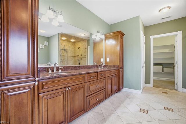 1445 Paul Eason DR, Chesapeake, VA 23322