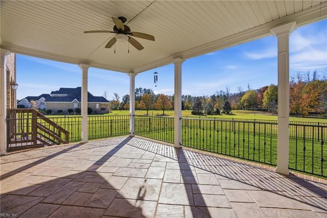 1445 Paul Eason DR, Chesapeake, VA 23322