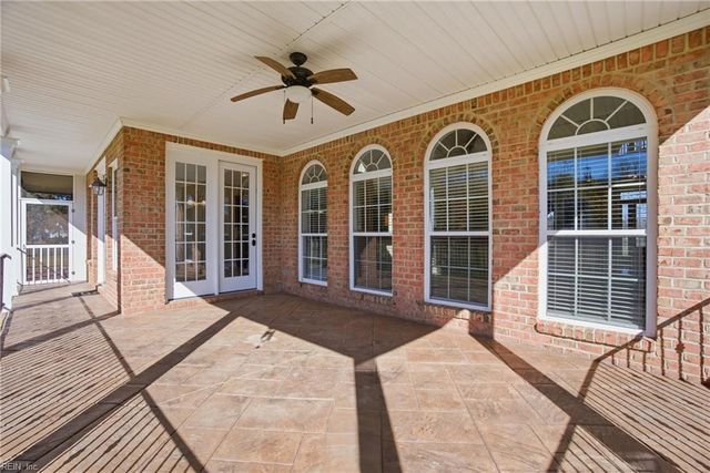 1445 Paul Eason DR, Chesapeake, VA 23322