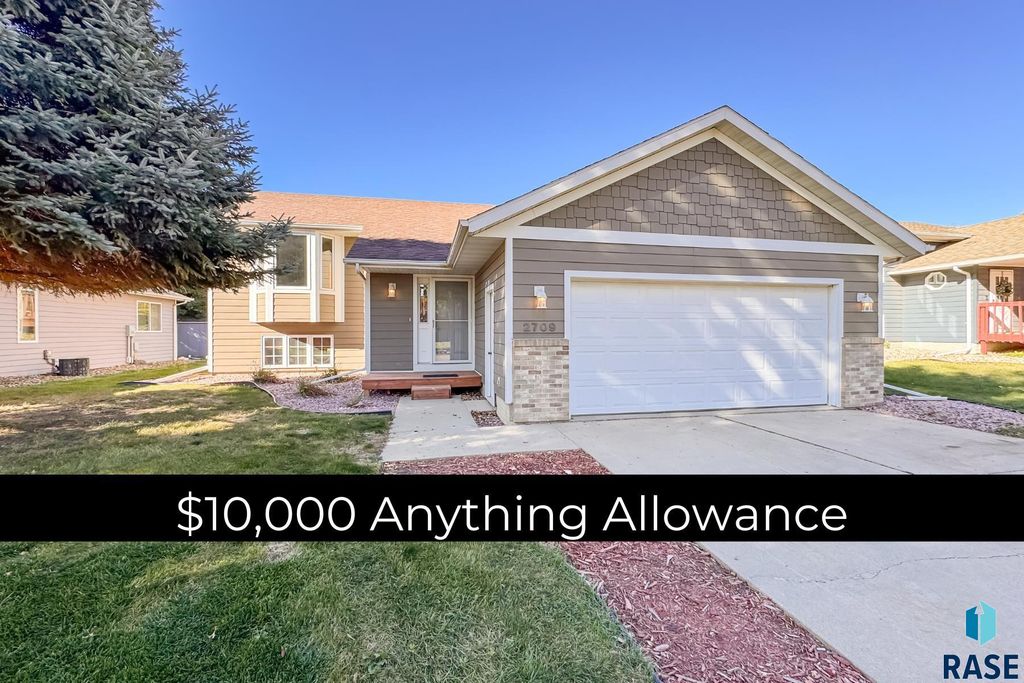 2709 S Chapelwood Ave Avenue, Sioux Falls, SD 57110