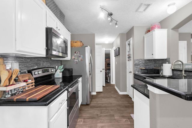 14781 Cypress Drive, Conroe, TX 77302