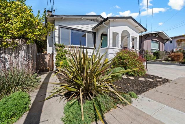 3156 Texas Street, Oakland, CA 94602