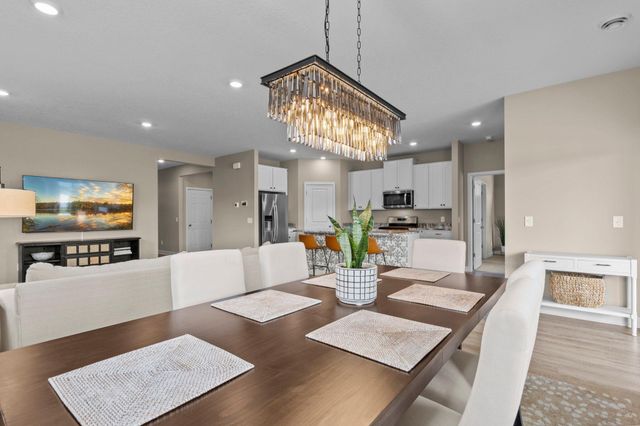 7624 Ochoa Avenue NE, Otsego, MN 55330