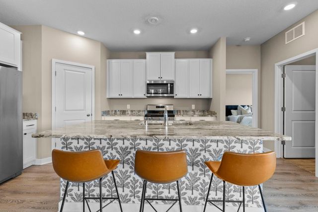7624 Ochoa Avenue NE, Otsego, MN 55330