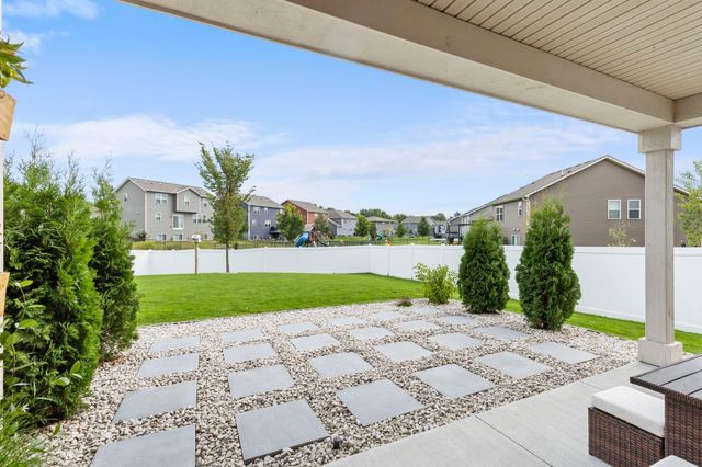 7624 Ochoa Avenue NE, Otsego, MN 55330