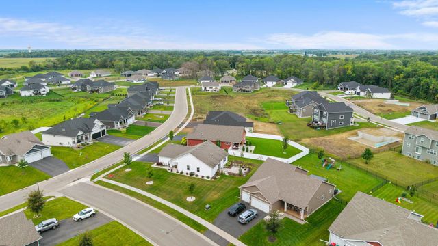 7624 Ochoa Avenue NE, Otsego, MN 55330