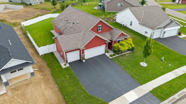 7624 Ochoa Avenue NE, Otsego, MN 55330