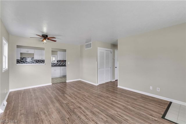 4133 Brockley Avenue, Sheffield Lake, OH 44054