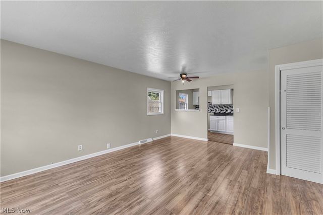 4133 Brockley Avenue, Sheffield Lake, OH 44054