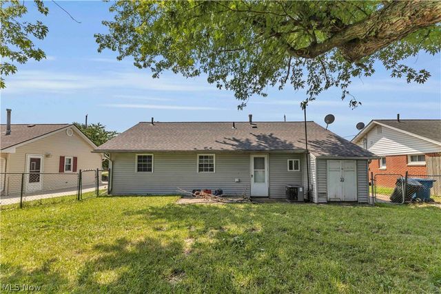 4133 Brockley Avenue, Sheffield Lake, OH 44054