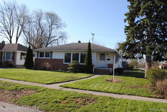 1822 Wall Street, Port Huron, MI 48060