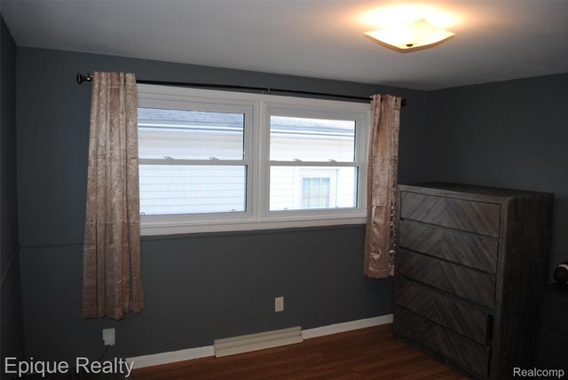 1822 Wall Street, Port Huron, MI 48060