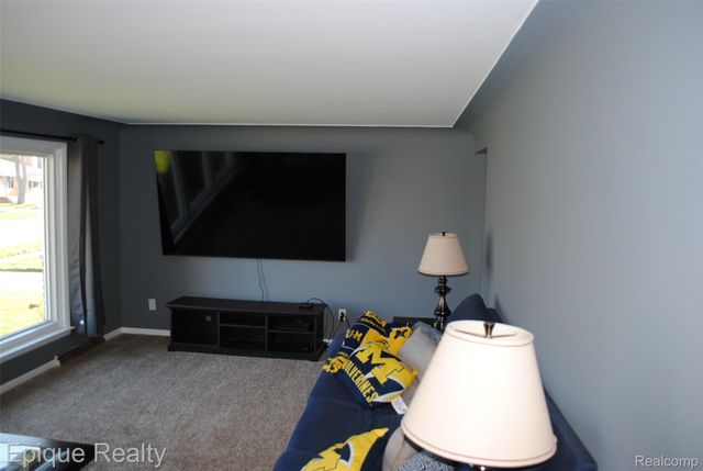 1822 Wall Street, Port Huron, MI 48060