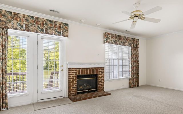 304 Nottinghill Walk, Apex, NC 27502