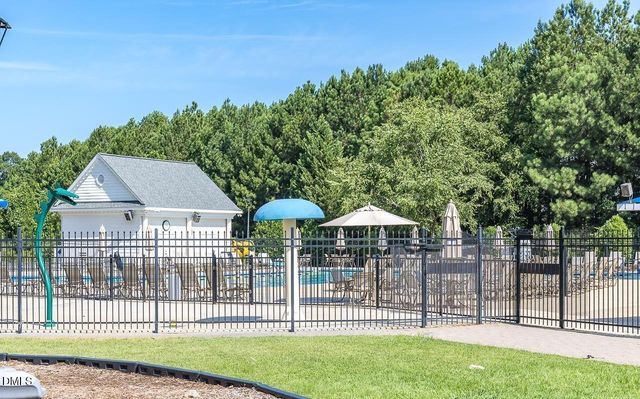 304 Nottinghill Walk, Apex, NC 27502