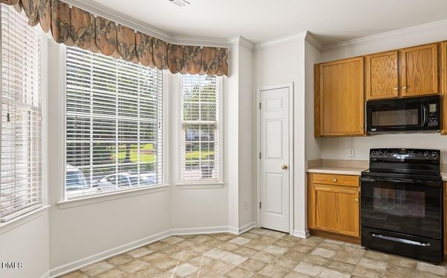 304 Nottinghill Walk, Apex, NC 27502
