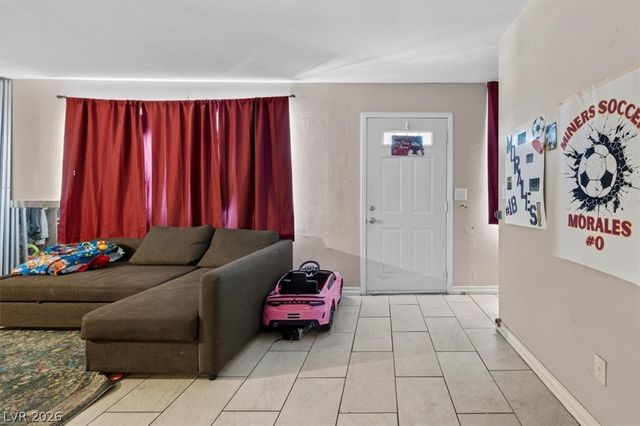 2518 Bulloch Street D, North Las Vegas, NV 89030