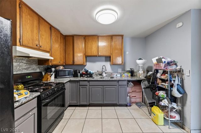 2518 Bulloch Street D, North Las Vegas, NV 89030