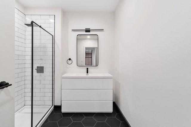 217-221 Essex Street 302, Salem, MA 01970