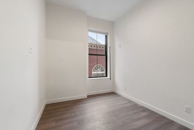 217-221 Essex Street 302, Salem, MA 01970