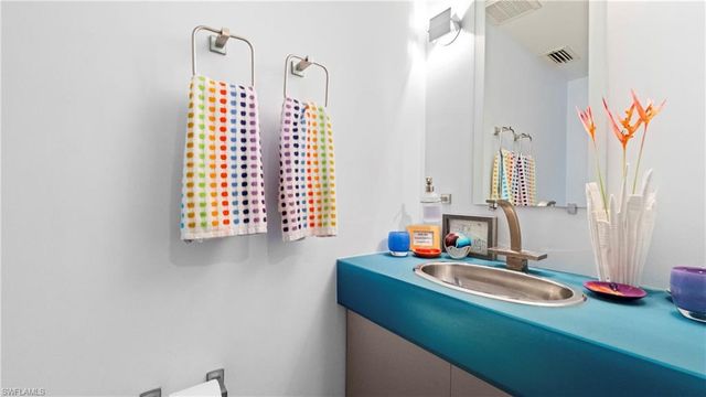 1215 Caloosa DR, Fort Myers, FL 33901