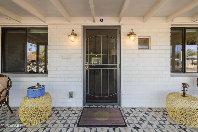 1517 E PINCHOT Avenue, Phoenix, AZ 85014