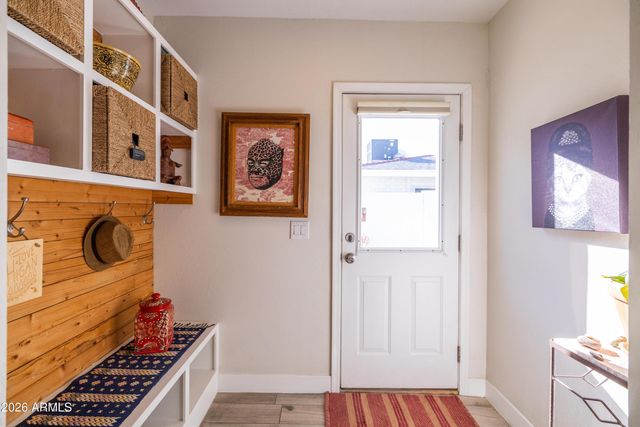 1517 E PINCHOT Avenue, Phoenix, AZ 85014