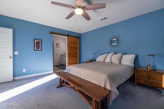 1517 E PINCHOT Avenue, Phoenix, AZ 85014