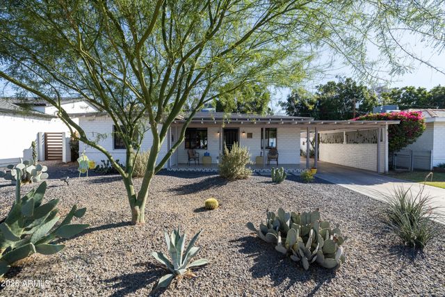 1517 E PINCHOT Avenue, Phoenix, AZ 85014