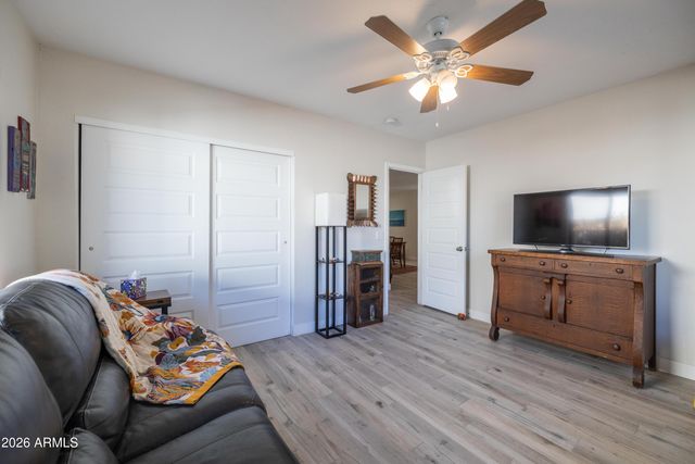 1517 E PINCHOT Avenue, Phoenix, AZ 85014