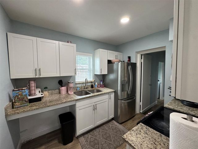 7050 48TH STREET N, Pinellas Park, FL 33781