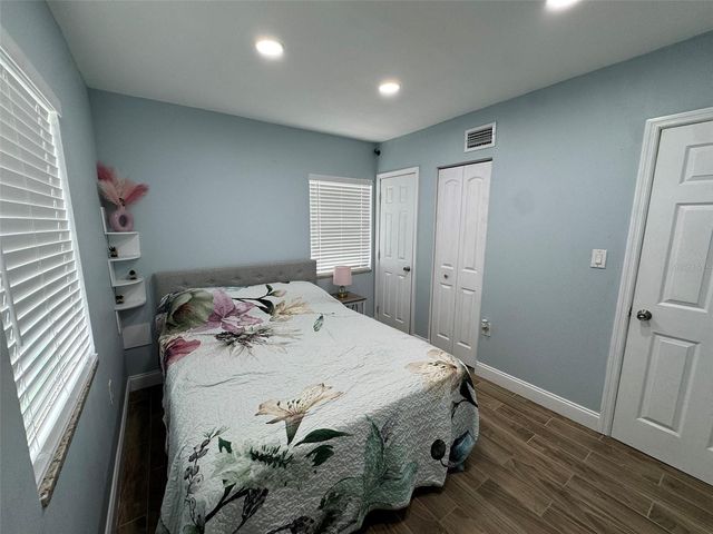 7050 48TH STREET N, Pinellas Park, FL 33781