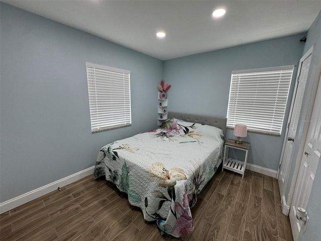 7050 48TH STREET N, Pinellas Park, FL 33781