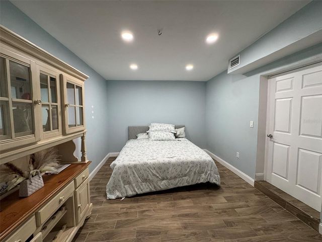 7050 48TH STREET N, Pinellas Park, FL 33781