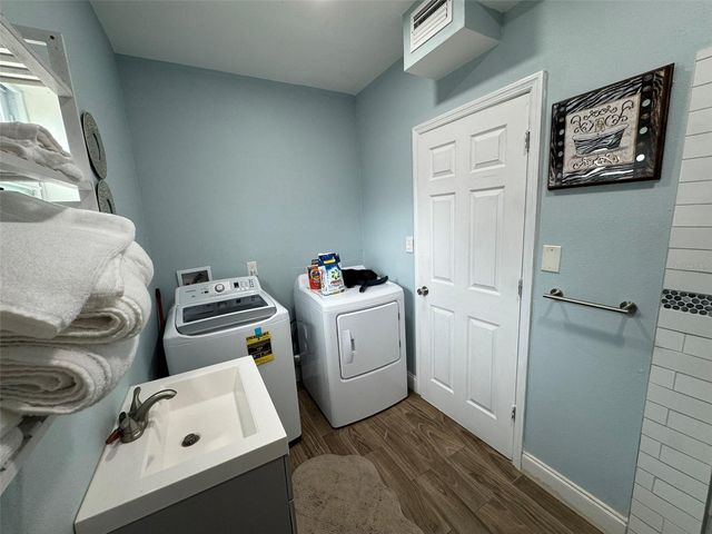 7050 48TH STREET N, Pinellas Park, FL 33781