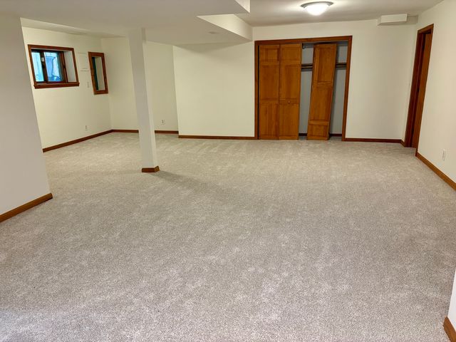 244 Knoll Street, Wheaton, IL 60187