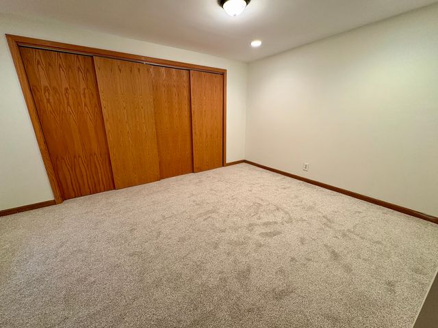 244 Knoll Street, Wheaton, IL 60187