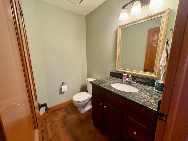 244 Knoll Street, Wheaton, IL 60187