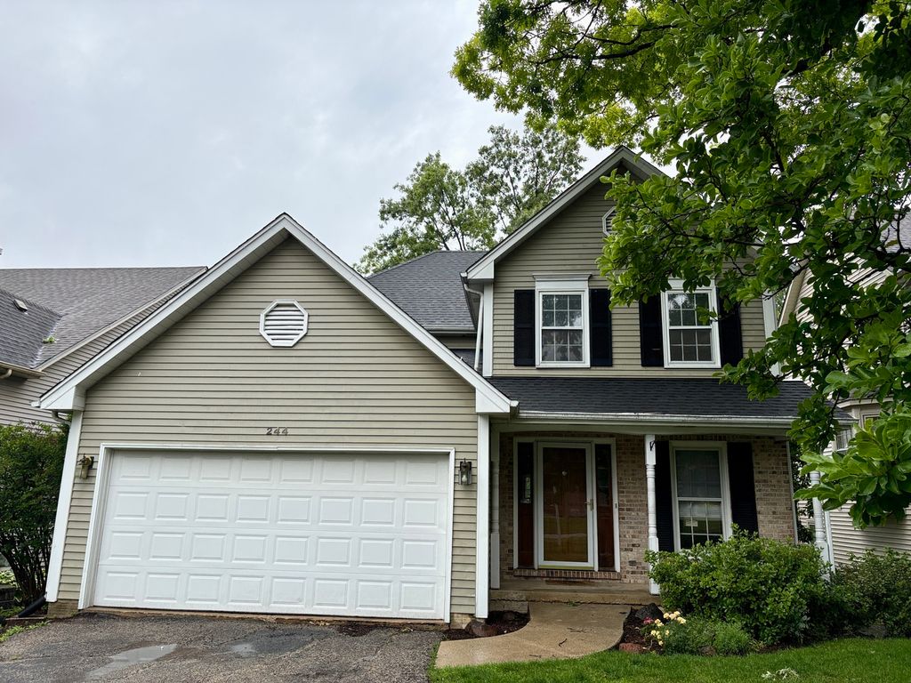 244 Knoll Street, Wheaton, IL 60187