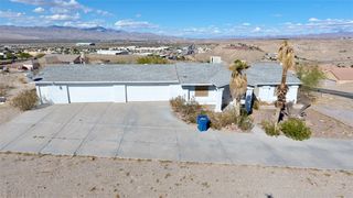 3975 Christopher Street, Bullhead City, AZ 86442