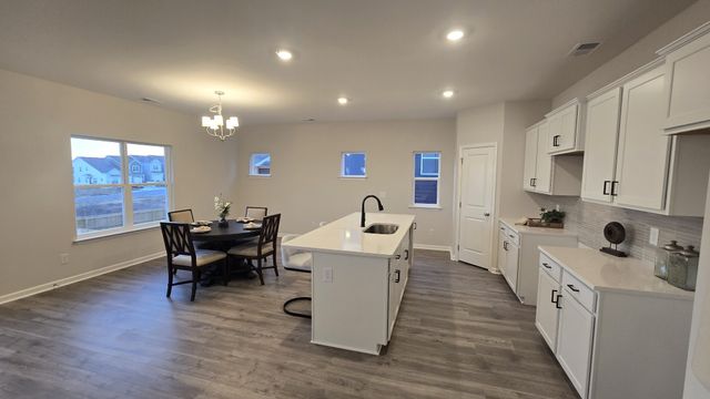 6141 Saxlingham Pl, Smyrna, TN 37167