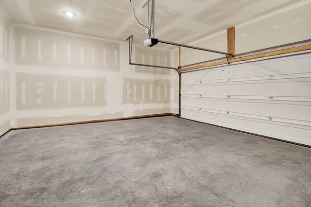 6141 Saxlingham Pl, Smyrna, TN 37167