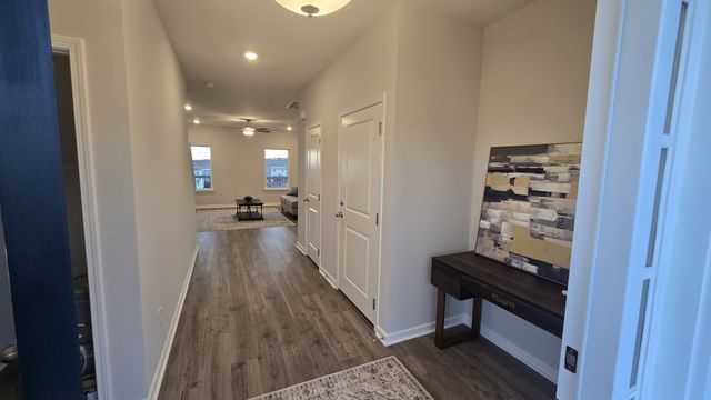 6141 Saxlingham Pl, Smyrna, TN 37167