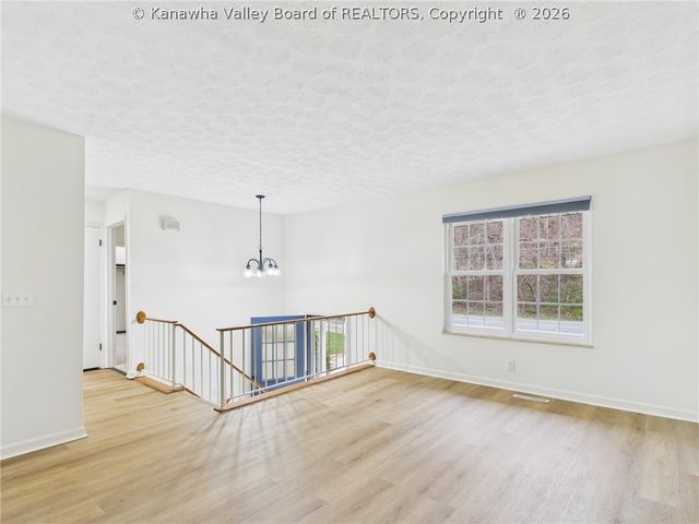 4944 Washington Street W, Charleston, WV 25313