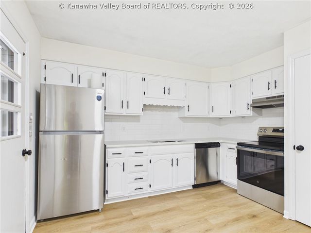 4944 Washington Street W, Charleston, WV 25313