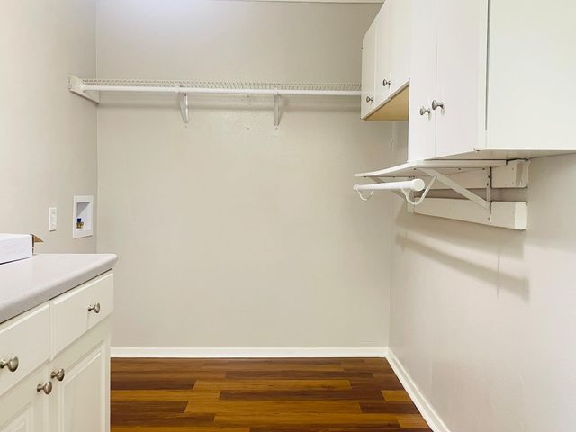1905 Brookview Drive, Arlington, TX 76010
