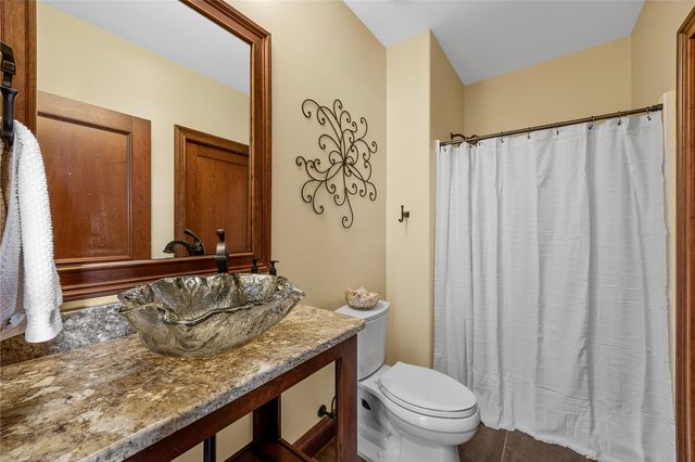 3220 Ever Tree Lane NE, Solon, IA 52333