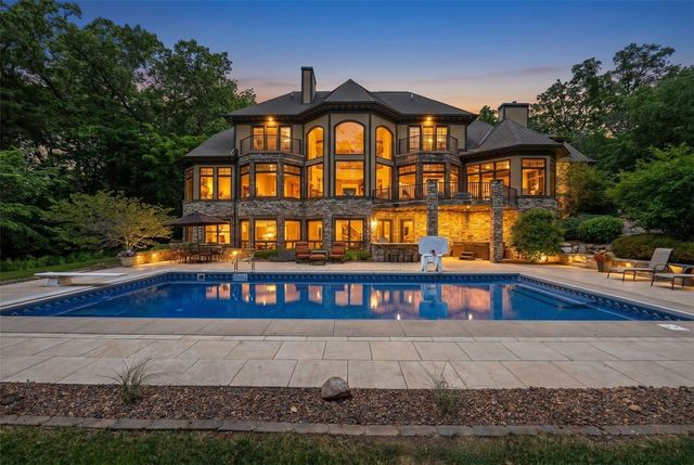 3220 Ever Tree Lane NE, Solon, IA 52333