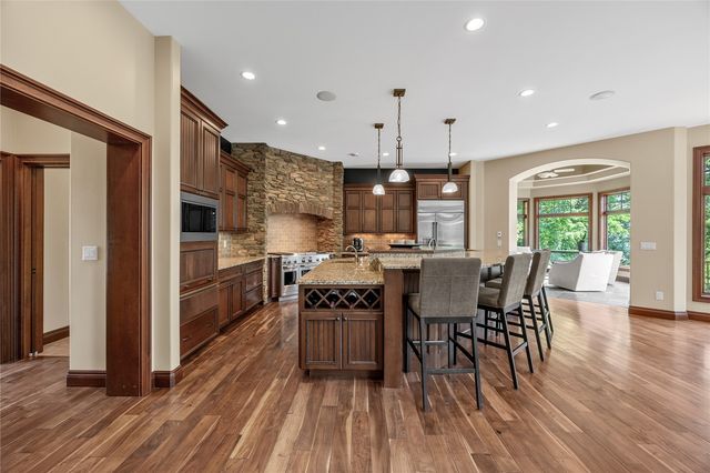 3220 Ever Tree Lane NE, Solon, IA 52333