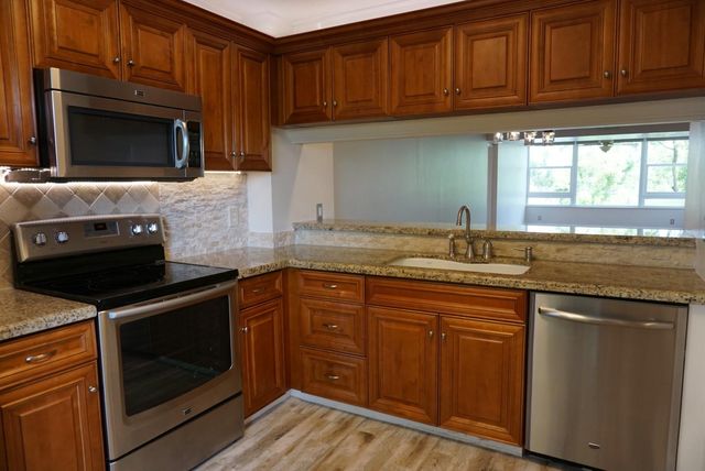 4091 Cypress Reach Ct 305, Pompano Beach, FL 33069